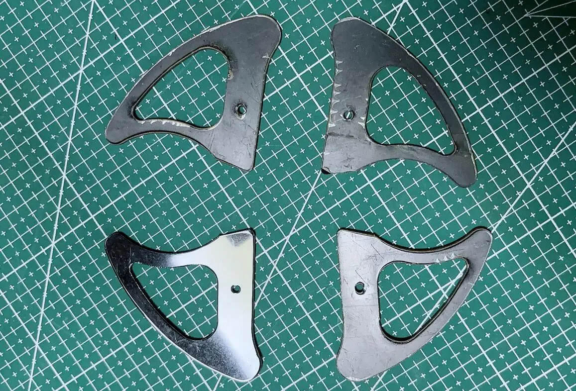 Drone Landing Gear - 4 個の着陸装置スキッド T550 550mm FLYINGHUNTER クアッドローター